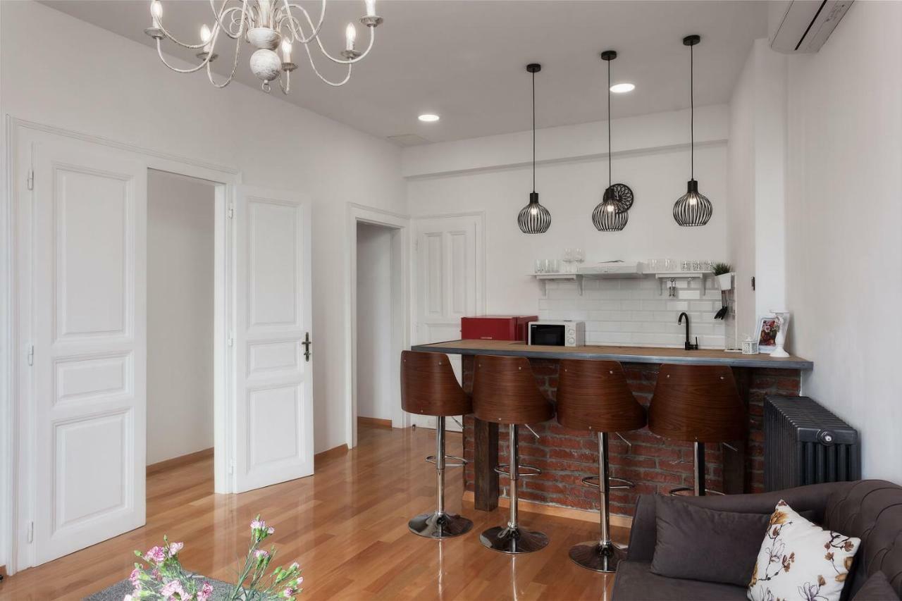 Apartment Core *
