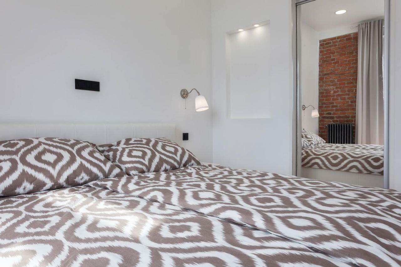Apartment Core *