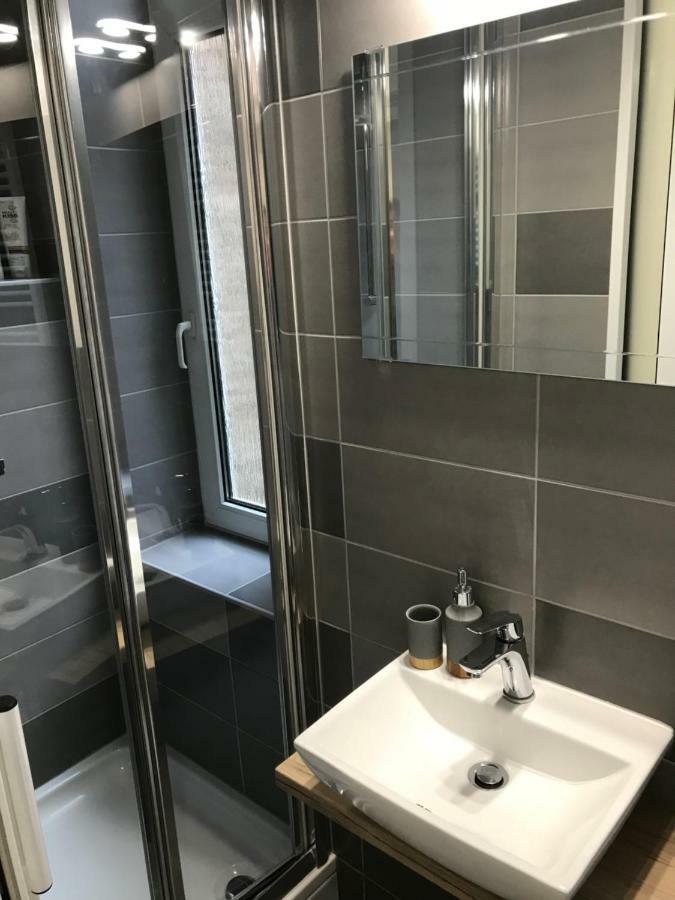 Core Apartment *